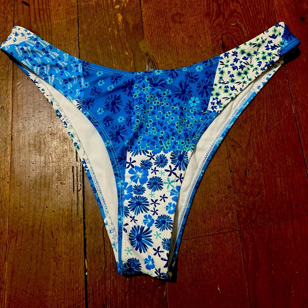 Bikini bottoms